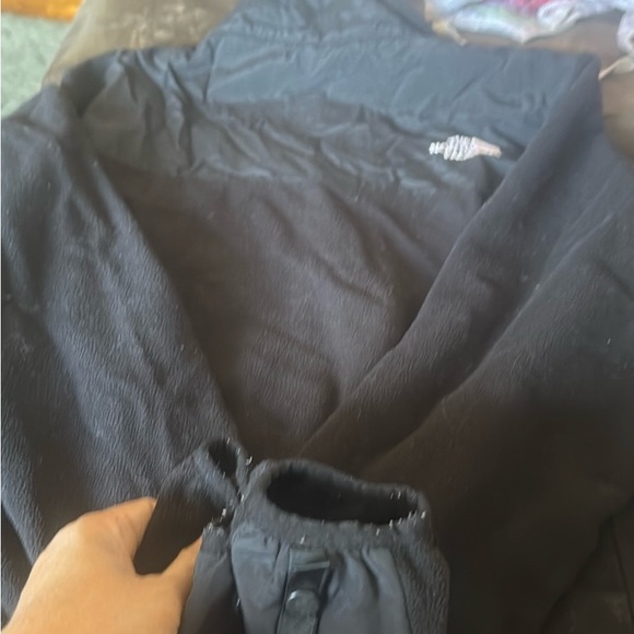 The Northface black preloved jacket in a perfect condition - Picture 4 of 7